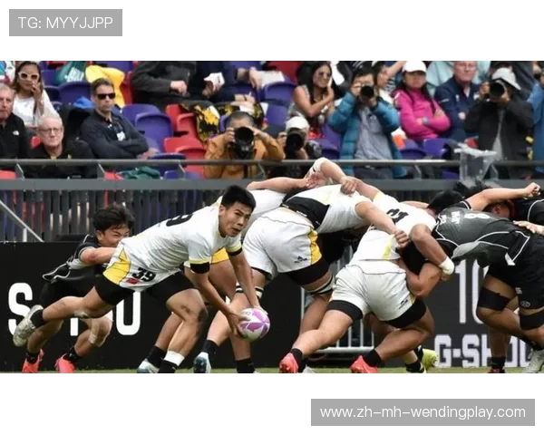 足球比赛中的球员调度与攻防转换